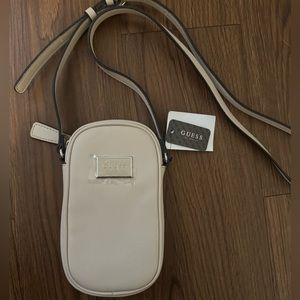 Guess crossbody | Great Christmas Gift!